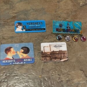 4for1 price. Assorted vintage Hershey Park magnets great condition